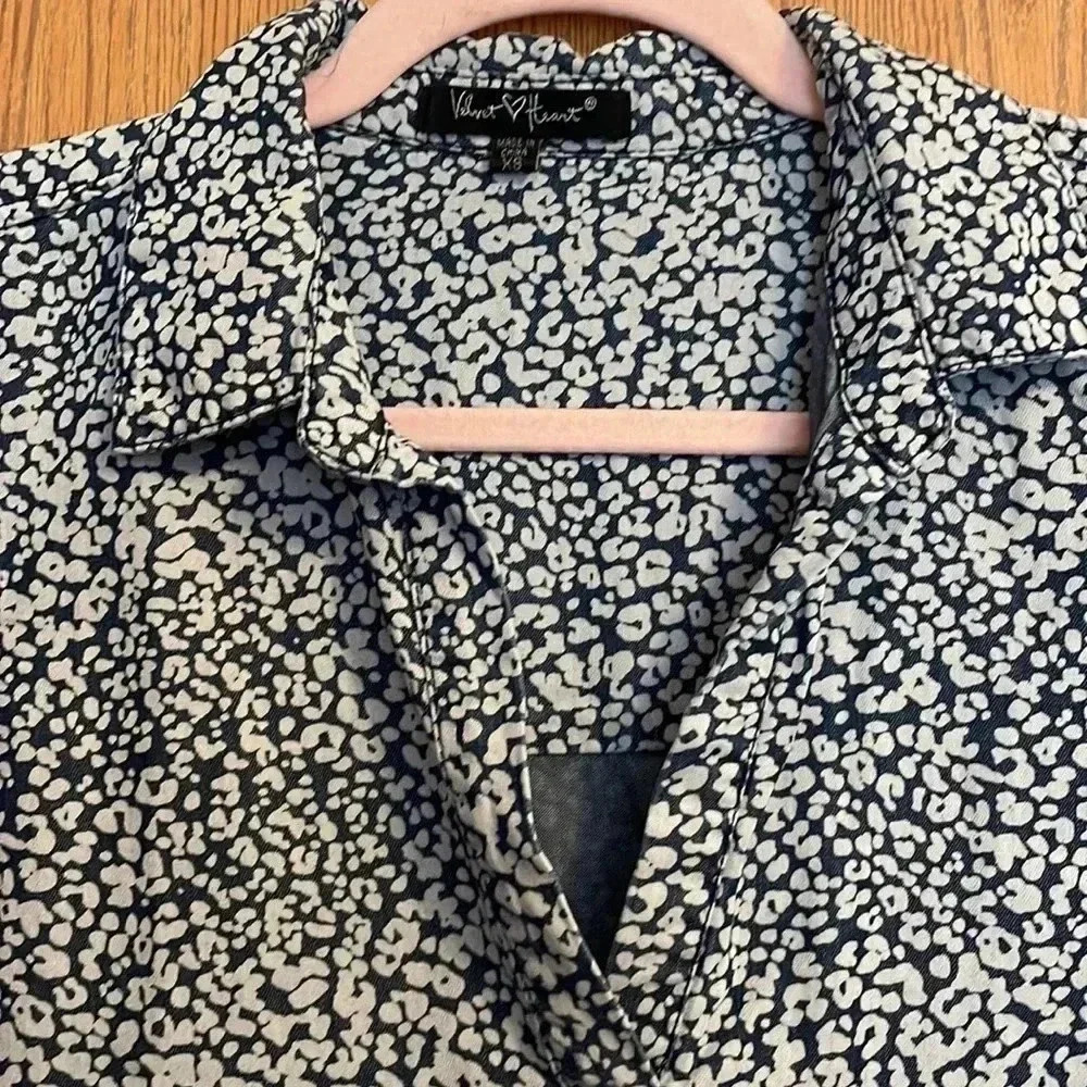 Velvet Heart Shirt dress - Picture 2 of 4